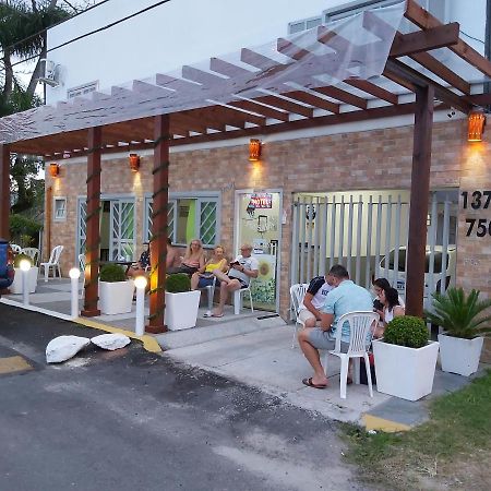 Hotel Pousada Girassol Matinhos Εξωτερικό φωτογραφία