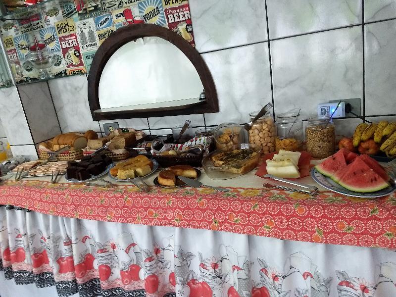 Hotel Pousada Girassol Matinhos Εξωτερικό φωτογραφία